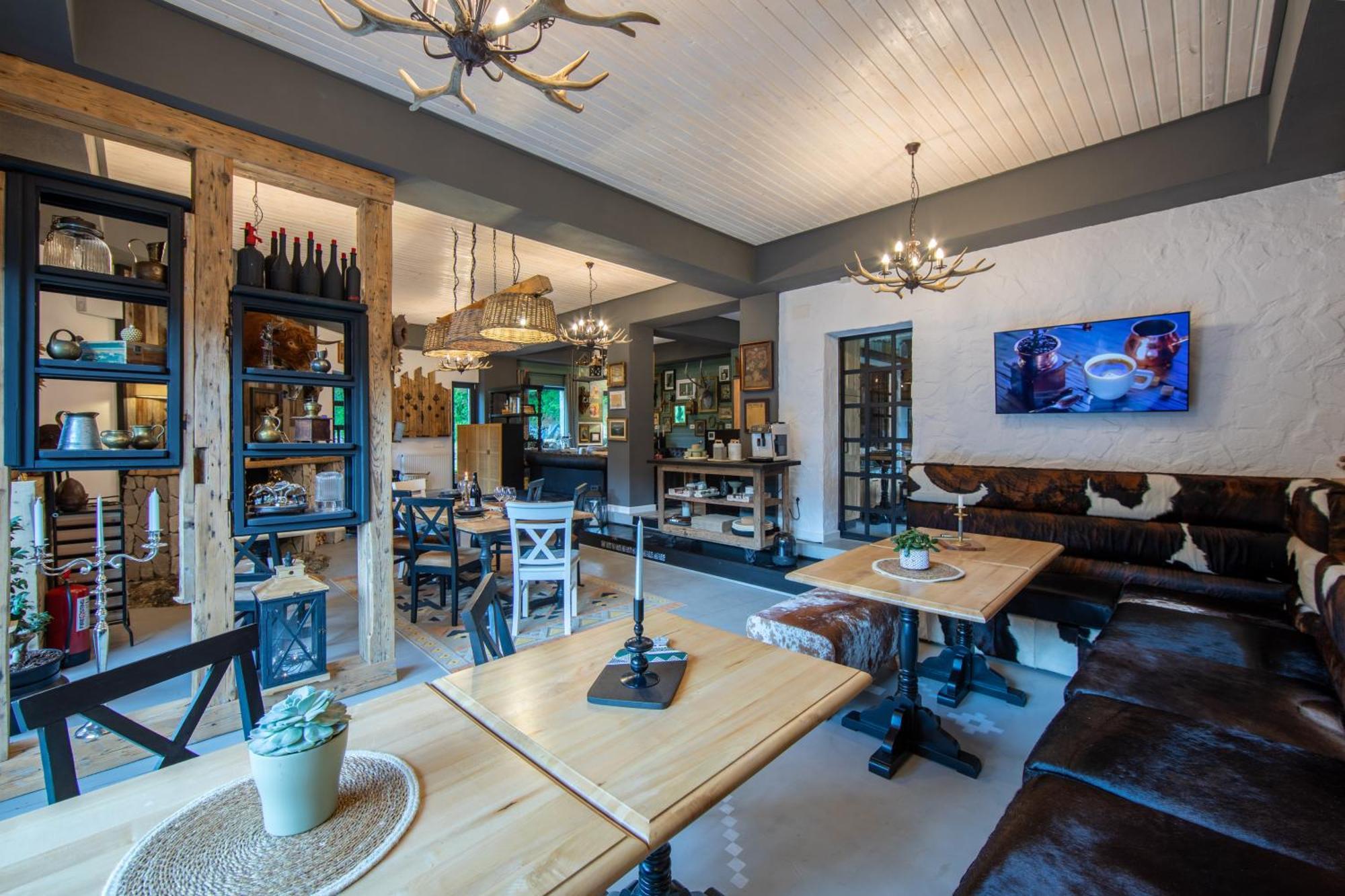 Lodge Bransilvania Fantasy Boutique - Adults Only *
