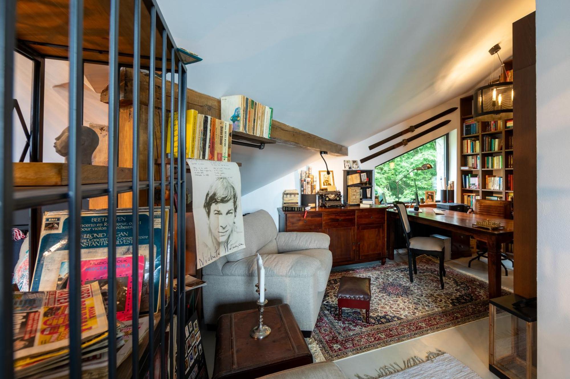 Bransilvania Fantasy Boutique - Adults Only Lodge
